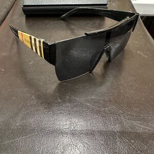 Unisex Burberry Sunglasses